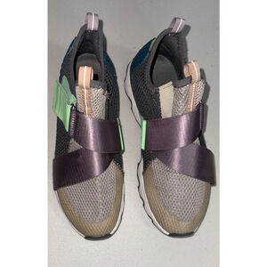 Sorel Women's 7.5 Sneakers Causal Everyday Basic Athleisure Slip On Kinetic